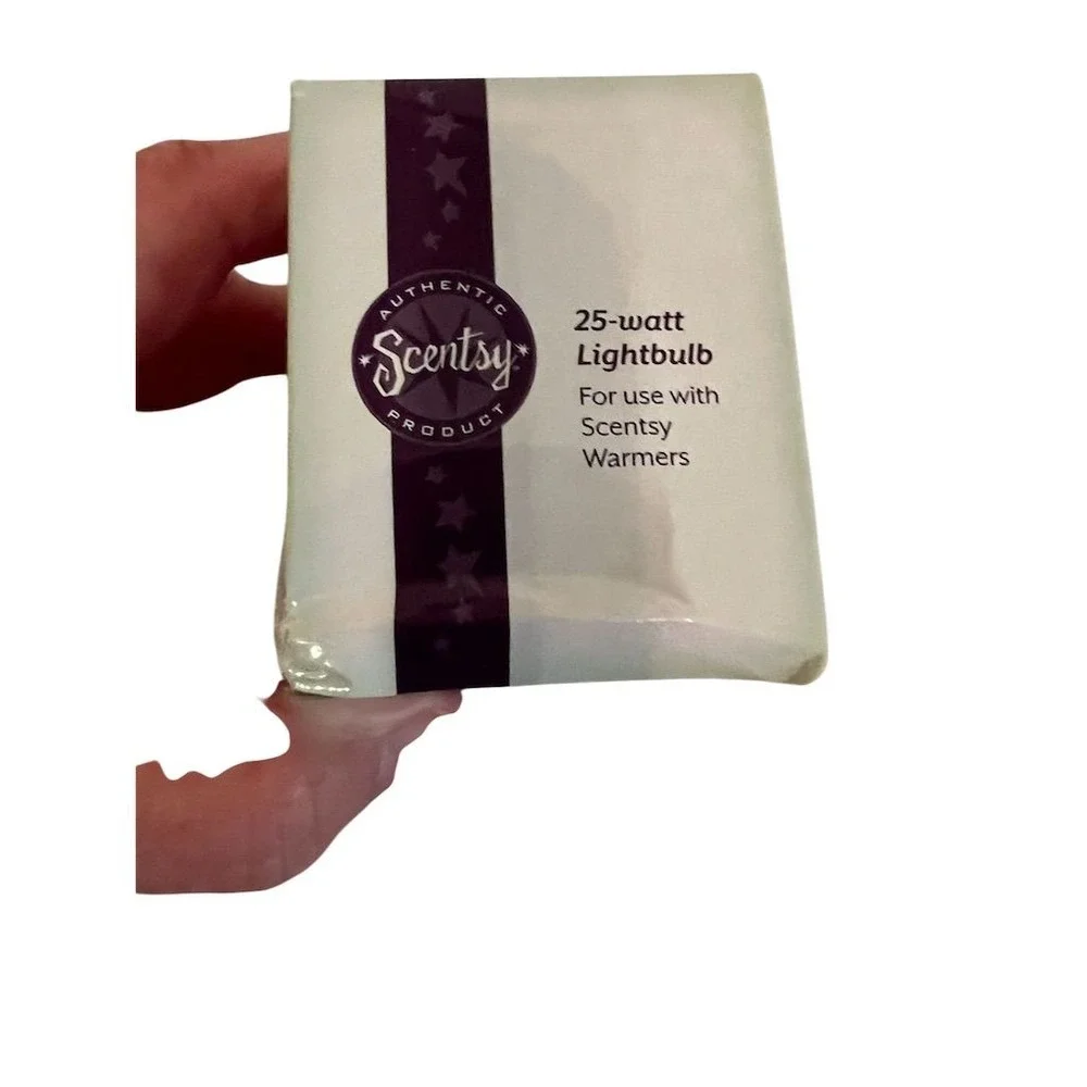 Scentsy 25W Lightbulb for Warmers ‎ KE-25WLITE